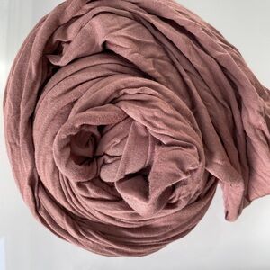 Solly Wrap in Cottage Rose EUC